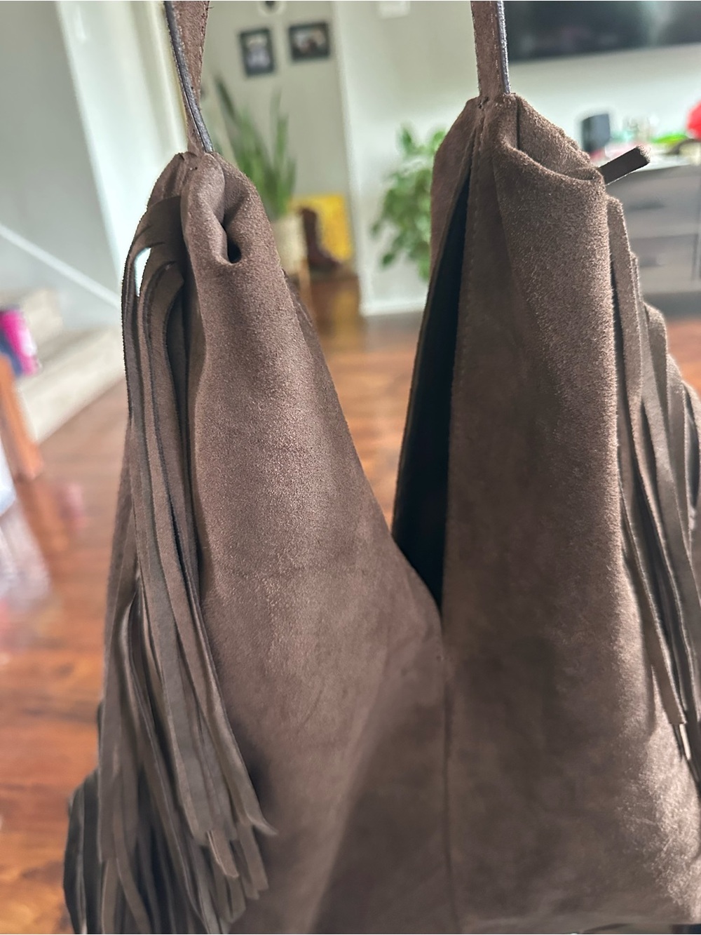 Divina Firenze Genuine Italian suede leather chocolate brown hobo with fringe - Picture 8 of 8